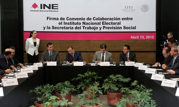 Firma INE y Secretaría del Trabajo Convenio de Colaboración.