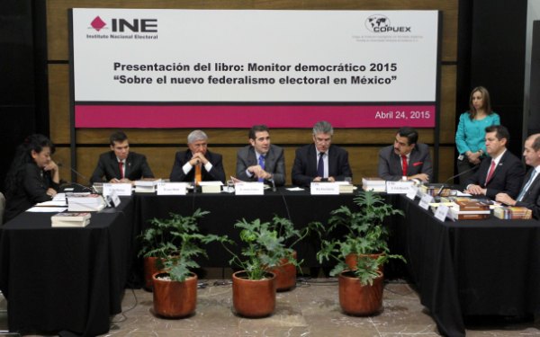 Presenta INE-COPUEX libro Monitor Democrático 2015 Sobre El Nuevo Federalismo Electoral en México.