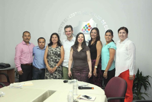 Reunión de trabajo con personal del Instituto Electoral del Estado de Colima.