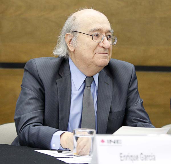 Presidente del Jurado Nacional de Ideas Enrique García Formenti