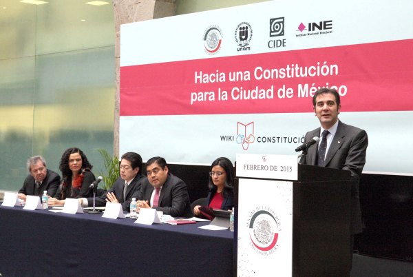 Hacia una Constitución para la Ciudad de México.