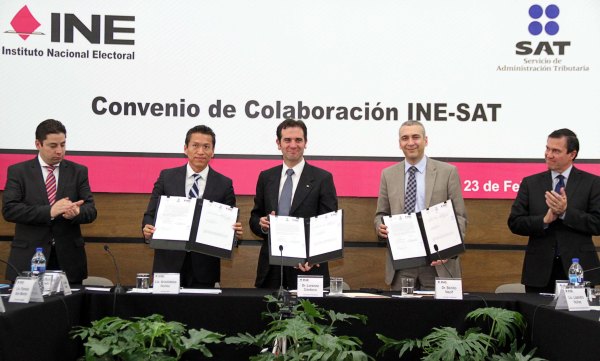 Firma de Convenio entre el INE y el SAT.