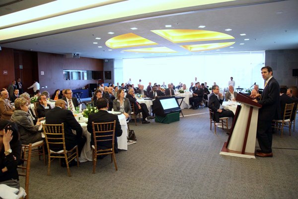 Reunión del Consejero Presidente Lorenzo Córdova Vianello con el Cuerpo Diplomático acreditado en México.