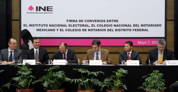 Firma de Convenios de Colaboración INE-Colegio Nacional del Notariado Mexicano y con el Colegio de Notarios del Distrito Federal.