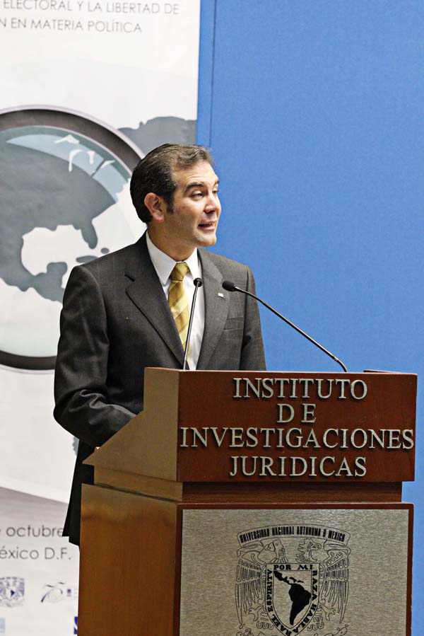 Consejero Presidente del INE  Lorenzo Córdova Vianello.