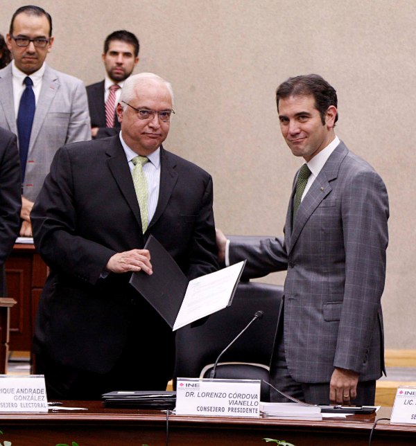 Consejero Presidente Lorenzo Córdova Vianello y el representante del Partido Verde Ecologista de México Jorge Herrera Martínez.