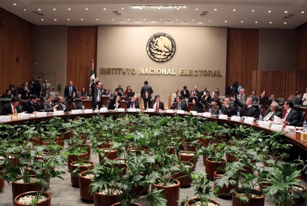 Sesión Extraordinaria del Consejo General. 14 de enero de 2015.