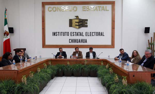 Reunión con Vocales Distritales del Instituto Nacional Electoral. 