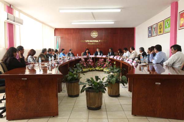 Reunión con la estructura de la Junta Local del INE en el estado de Zacatecas.