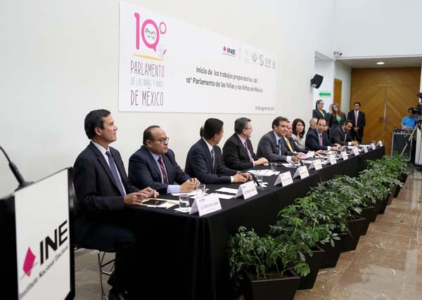 Acto protocolario de inicio de los trabajos preparatorios para la celebración del Décimo Parlamento de las Niñas y los Niños de México.