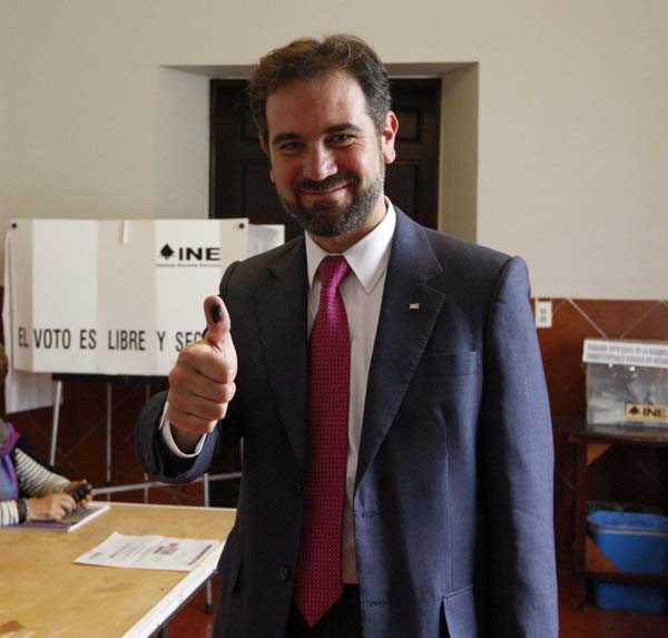 Votación del Consejero Presidente del INE Lorenzo Córdova Vianello.
 