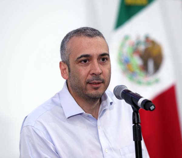 Consejero Electoral Benito Nacif Hernández.