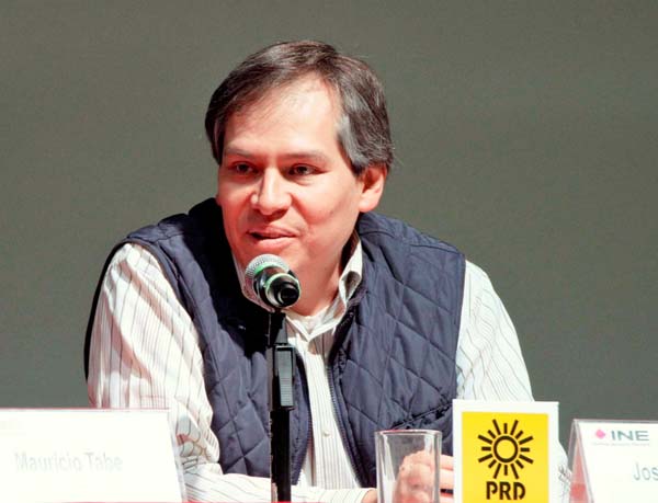Candidato del PRD José Manuel Oropeza Morales.