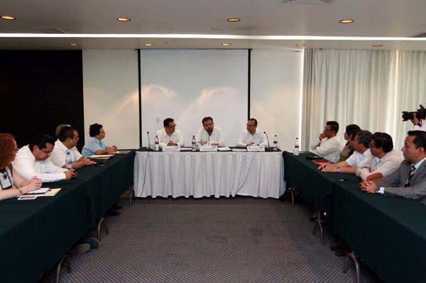   Reunión con el Organismo Público Local Electoral de Oaxaca.
