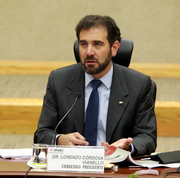 Consejero Presidente Lorenzo Córdova Vianello. 