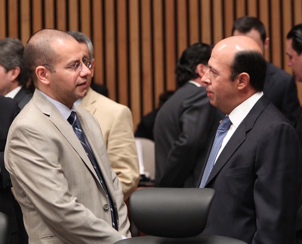 Consejeros Electorales  del INE José Roberto Ruiz Saldaña y Enrique Andrade González.