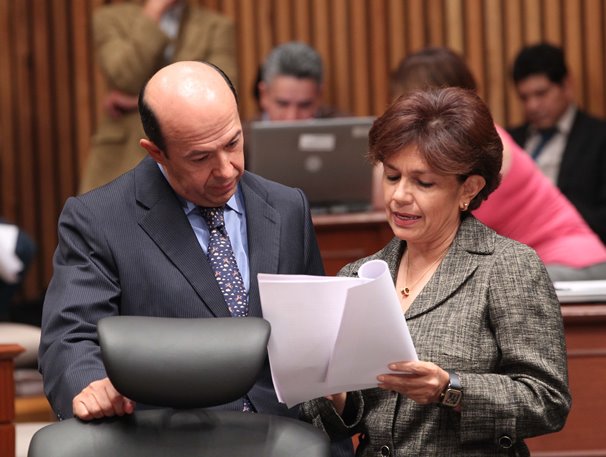 Consejeros Electorales del INE, Enrique Andrade González y Beatriz Eugenia Galindo Centeno.