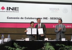Firman INE y SEDESOL convenio de colaboración para proteger programas sociales