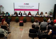 Realiza INE Séptimo Foro Las Plataformas Electorales en 2015