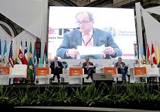 Participan expresidentes de Bolivia y Guatemala en VII Foro de la Democracia Latinoamericana 