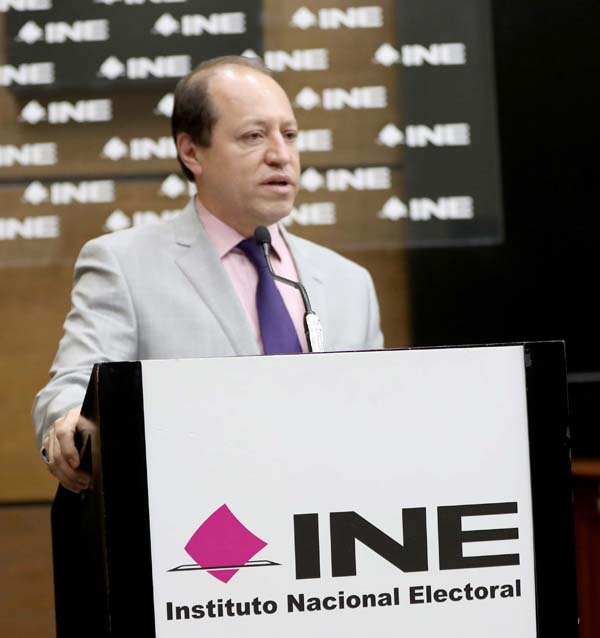 Consejero Electoral Marco Antonio Baños Martínez.