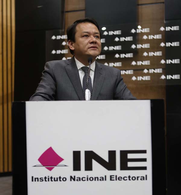 Director Ejecutivo del Servicio Profesional Electoral Nacional Rafael Martínez Puón.