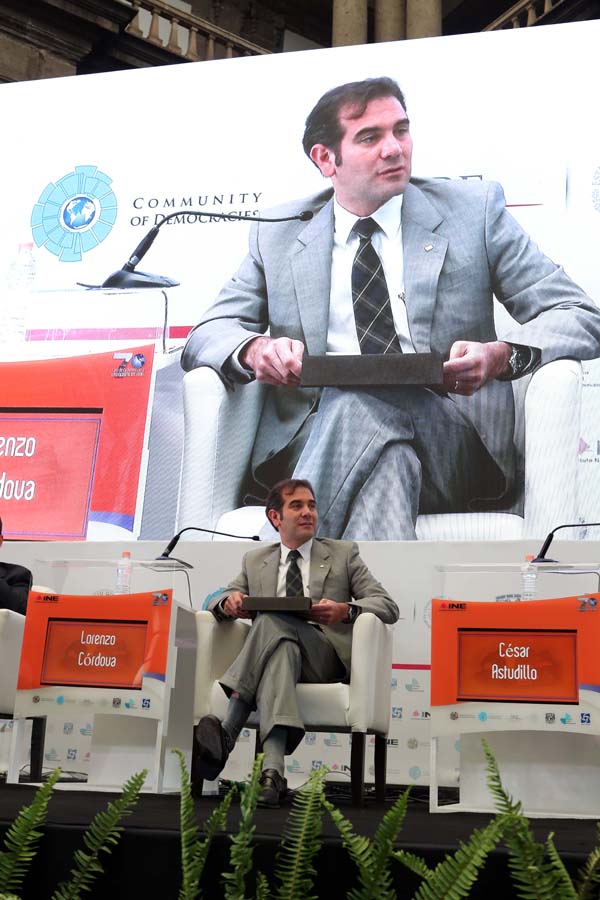 Consejero Presidente del INE Lorenzo Córdova Vianello en el VII Foro de la Democracia Latinoamericana