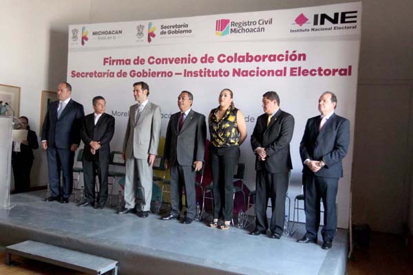 Firma de Convenio entre la Secretaría de Gobierno del estado de Michoacán-INE.
