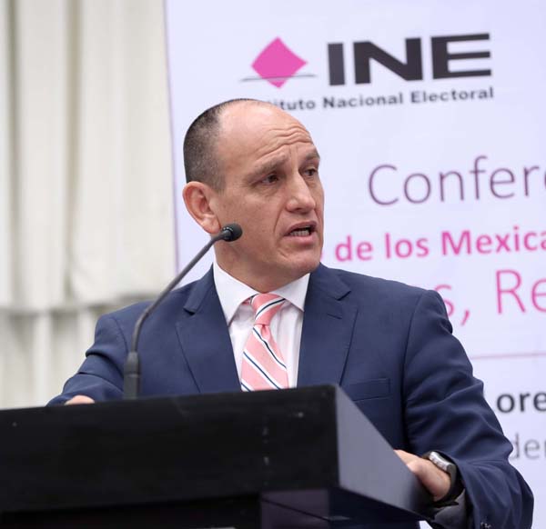 Consejero Presidente del Instituto Electoral del Estado de Guanajuato Mauricio Enrique Guzmán Yáñez.