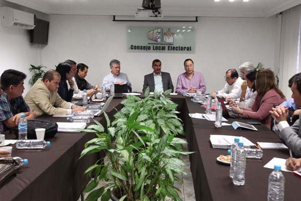 Reunión con el Instituto Estatal Electoral de Nayarit.