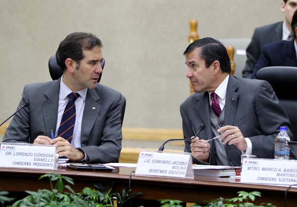 Consejero Presidente Lorenzo Córdova Vianello y el Secretario Ejecutivo Edmundo Jacobo Molina
