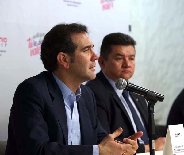 Consejero Presidente del INE Lorenzo Córdova Vianello y el Consejero Presidente del IEEM Pedro Zamudio Godínez.