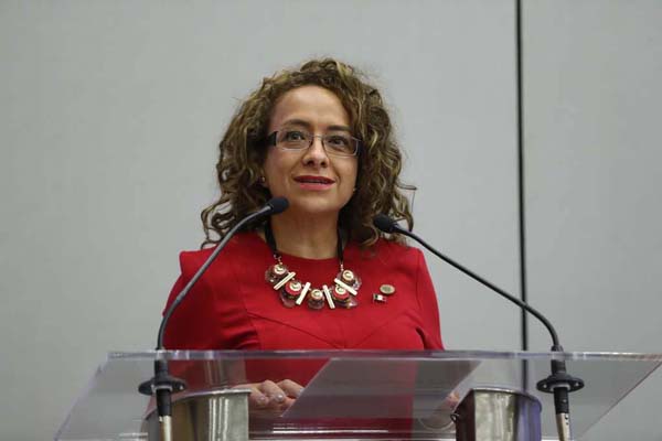 Diputada Federal por el PVEM Sharon Cuenca Ayala.