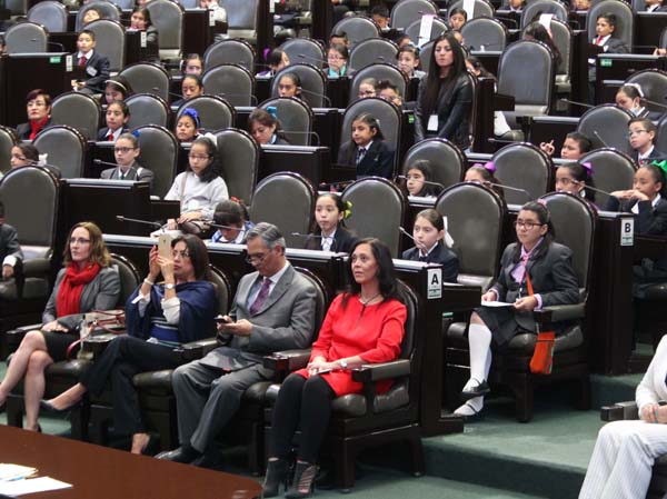 Consejera Electoral Adriana Favela Herrera presente en la Clausura del 10° Parlamento Infantil de las niñas y los niños 2017.