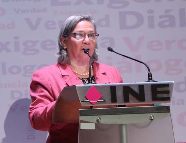 Presidenta del Instituto Nacional para la Evaluación de la Educación Sylvia Irene Schmelkes Del Valle.