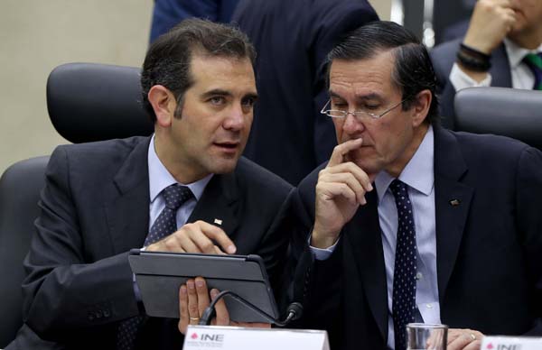Consejero Presidente Lorenzo Córdova Vianello y el Secretario Ejecutivo Edmundo Jacobo Molina.