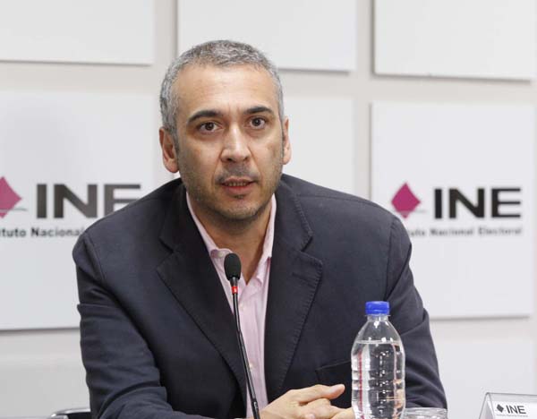 Consejero Electoral Benito Nacif Hernández.